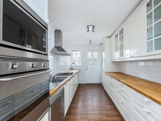 Nice 20 O'neill avenue, HOPPERS CROSSING, VIC 3029 House for.