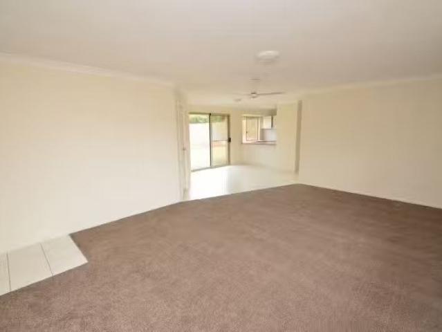 For Rent! 20 Parkdale Court, PARKWOOD, QLD 4214 House for Rent