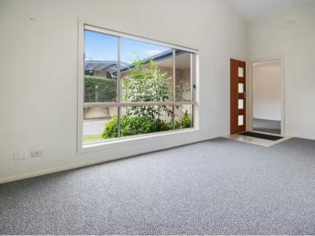 Cozy 20b Hammond Road, Toukley House for rent Listed by Charl.