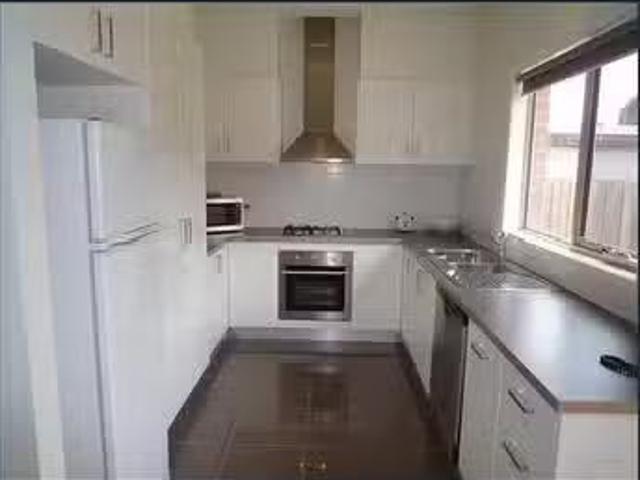 Cheap 2/14 Francis Street, Belmont, VIC 3216