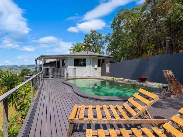 Charming 214 The Panorama, Tallai, QLD 4213