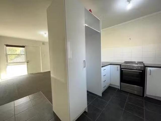 Nice 2/15 Corvus Place, Rockingham, WA 6168