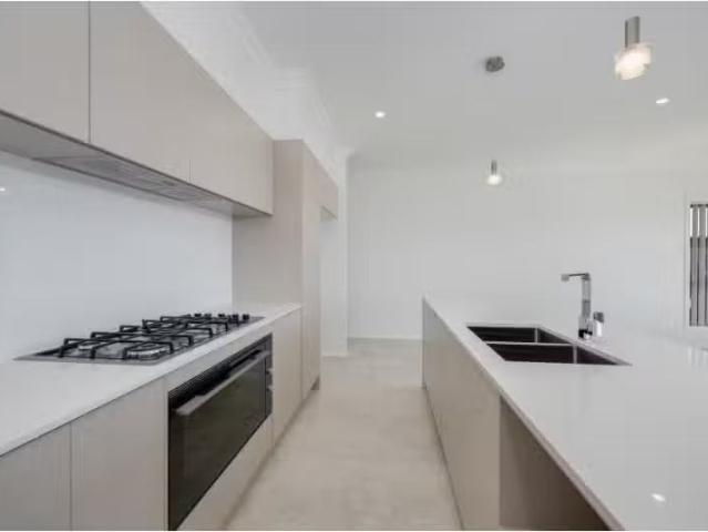 Just in! 215 Robert Road, Lochinvar House for rent Listed by.