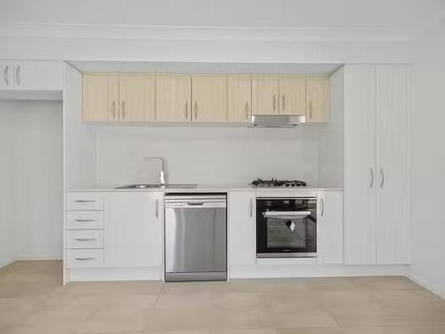 Deal! 2/16 Guy Close, Greta, NSW 2334