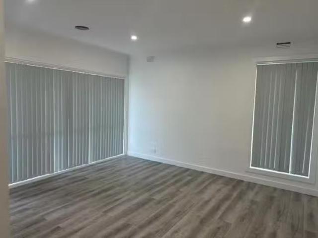 Just in! 216 Widford Street, Broadmeadows, VIC 3047
