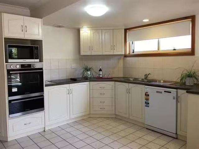 Nice 2/10 Dawson Street, Fullarton, SA 5063