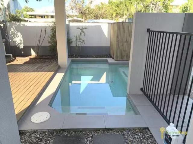 Unique 2/11 Hibiscus Lane, Holloways Beach, QLD 4878