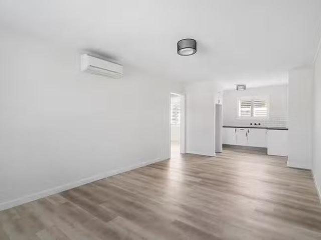 Just in! 21/29 Moldavia Street, Tuart Hill, WA 6060