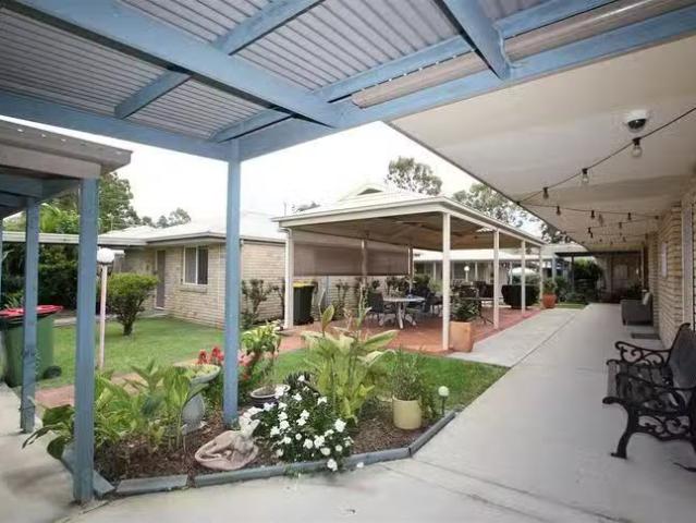 Cozy 2/12 14 Yeates Crescent, Meadowbrook, QLD 4131