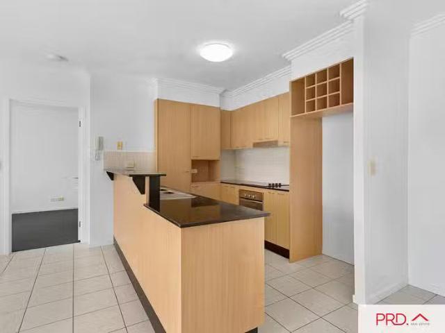 Cozy 2/13 Stephens Street, Burleigh Heads, QLD 4220