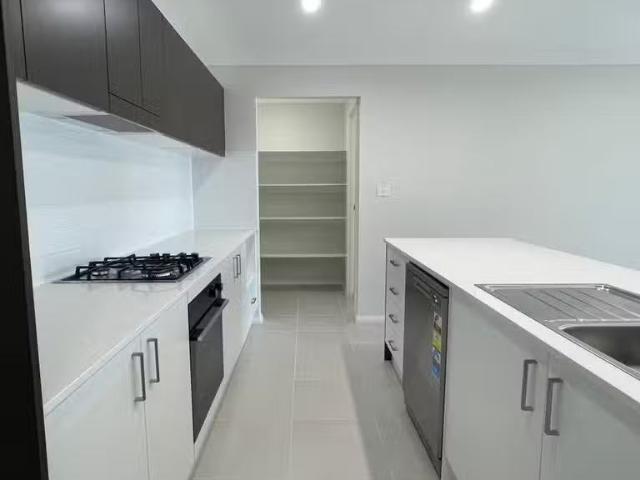 Cheap 21 Amos Road, NORTH ROTHBURY House for rent Listed by T.