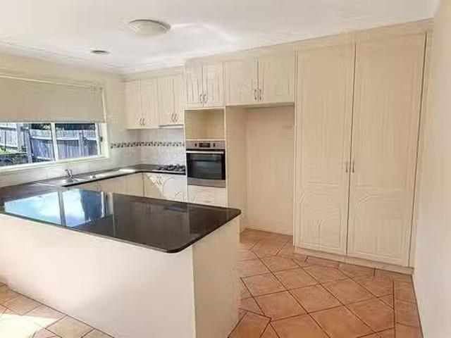 Unique 21 Delma View, Gungahlin, ACT 2912
