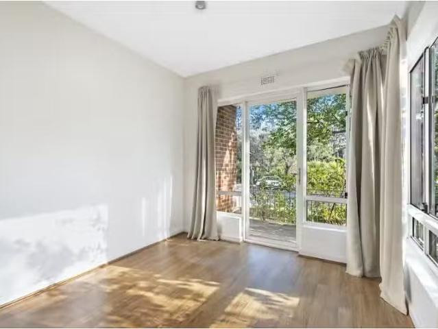 Rental! 2/1 Khartoum Avenue, Gordon Apartment for rent Listed.