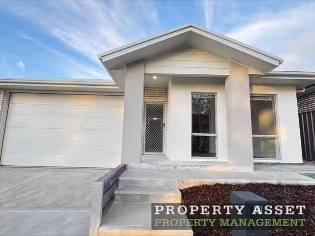 Charming 21 Jarrah Way, Mount Barker, SA 5251