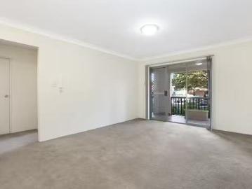 Cozy 2/1 Moriarty Road, Chatswood, NSW 2067