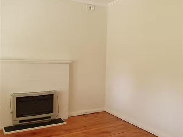 Rental! 21 Maud Street, CLAPHAM, SA 5062 House for Rent