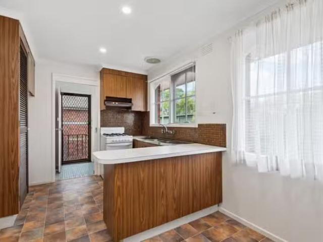 Deal! 2/1 Maling Road, Canterbury VIC 3126 Unit Leased