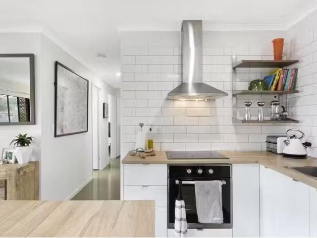 For Rent! 21 Mckenzie Drive, CURRUMBIN WATERS House for rent.