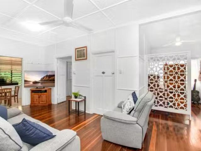 Just in! 21 Mcleod Street, Currajong, QLD 4812