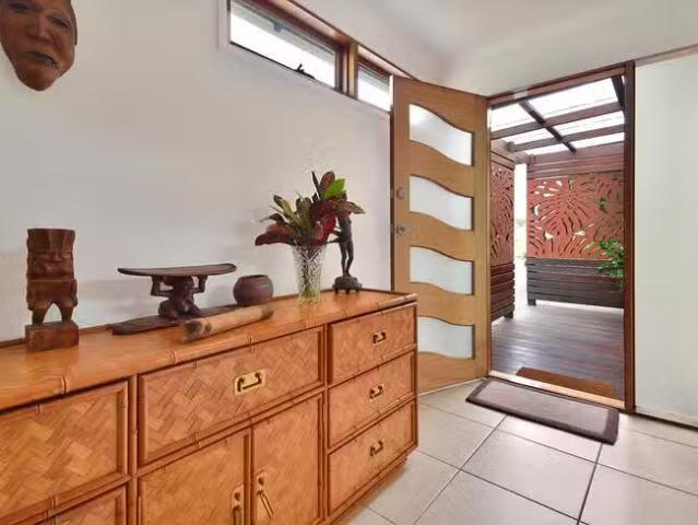 Just in! 21 Wavell Avenue, Golden Beach, QLD 4551