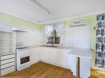 Nice 2/24 Healy Street, South Toowoomba, QLD 4350