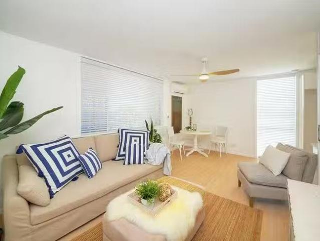 Unique 2/2589 Gold Coast Highway, Mermaid Beach, QLD 4218