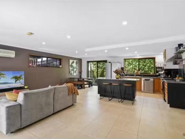 Rental! 2/26 Bambaroo Crescent, Tweed Heads Townhouse for rent.