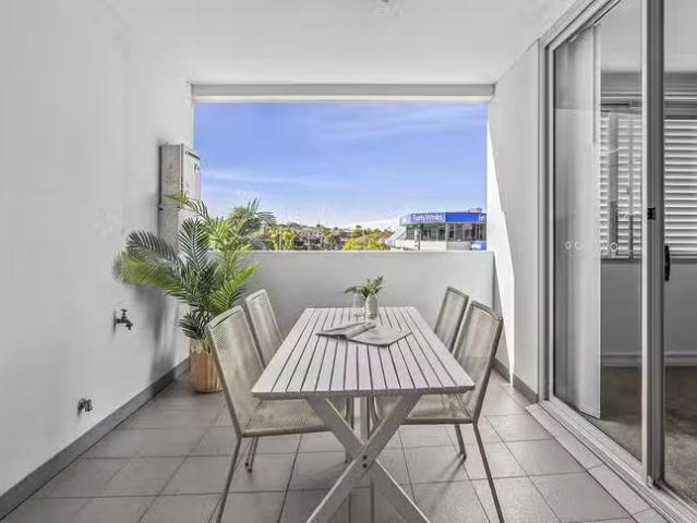 Just in! 2/285 287 Condamine Street, Manly Vale, NSW 2093