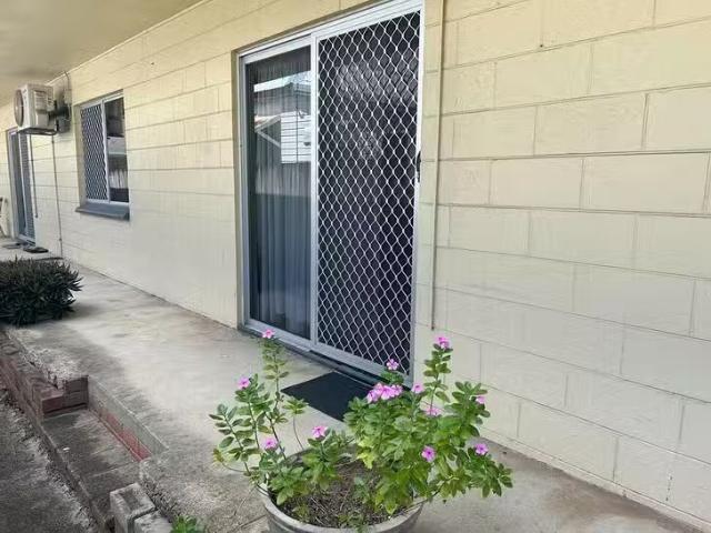 For Rent! 2/230 Grafton Street, Cairns North, QLD 4870