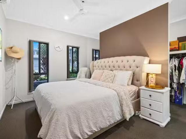 For Rent! 22 Barrow Street, Springfield Lakes, QLD 4300