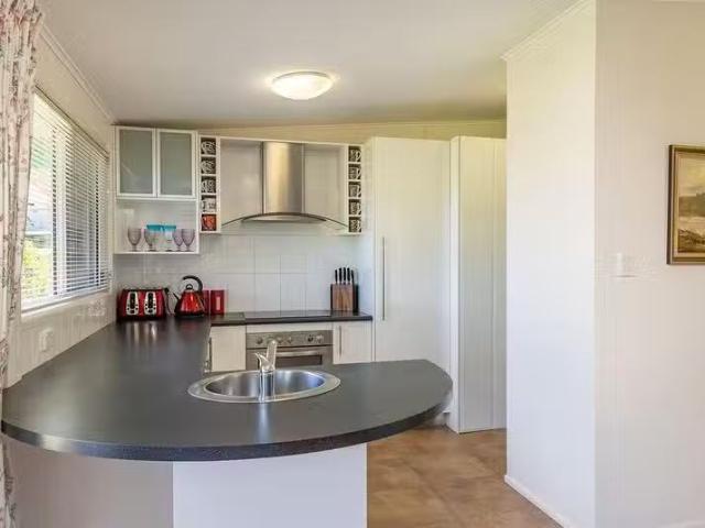 Rental! 22 Base Street, Victoria Point, QLD 4165