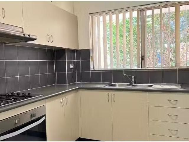 Unique 2/2 Hythe, Mount Druitt Apartment for rent Listed by E.