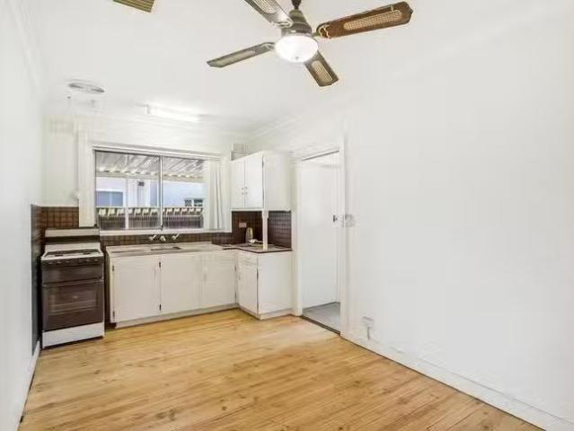 Rental! 22 Johnson Street, Royal Park, SA 5014