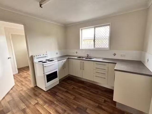 Unique 2/2A Eastgate Street, Bundaberg East, QLD 4670