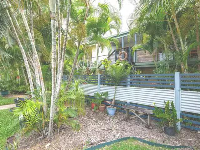 Nice 23/6 Saint Martins Lane, Cannonvale, QLD 4802