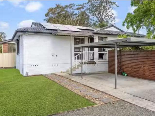 Nice 238 Wallarah Road, Gorokan House for rent Listed by Lisa.