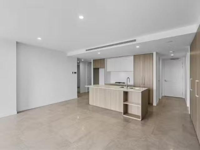 Deal! 2302/140 Wellington Road, East Brisbane, QLD 4169