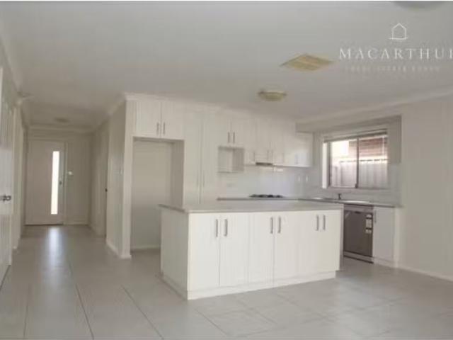 New 2/31 Barrima Drive, Glenfield Park Apartment for rent Lis.