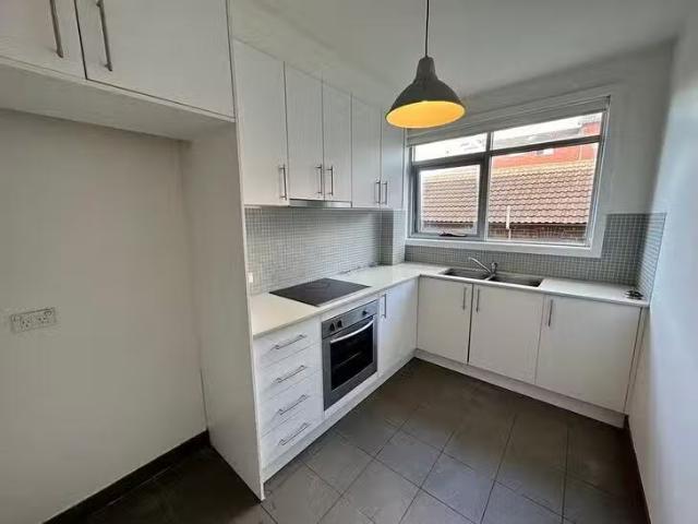 Deal! 2/33 Francis Street, Bondi Beach, NSW 2026