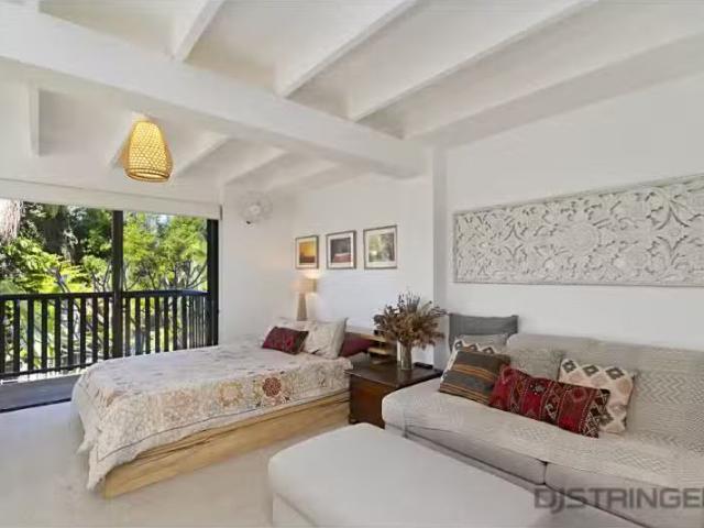 Cozy 2/33 Inlet Drive, Tweed Heads West Townhouse for rent Li.