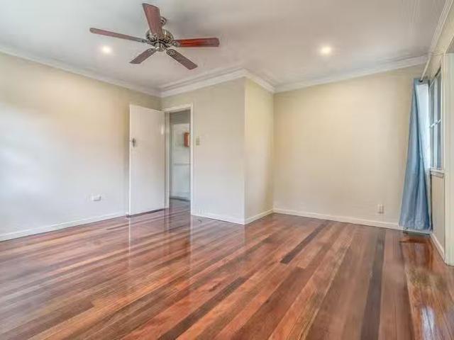 Cheap 23 Casey Street, Keperra, QLD 4054