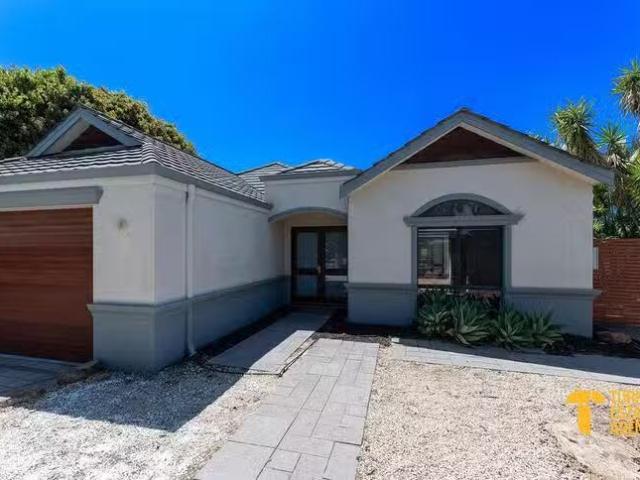 Rental! 23 Ashbrook Avenue, Pearsall, WA 6065