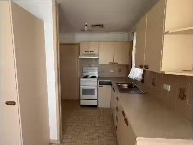 Nice 23 Bruce Road, FERNHILL House for rent Listed by Fitzger.