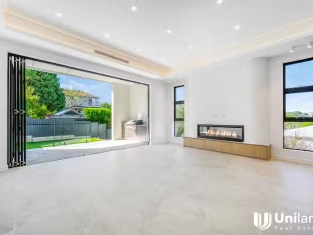 New 23 Fernvale Avenue, West Ryde Townhouse for rent Listed b.