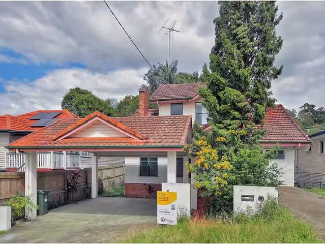 For Rent! 23 Iris Street, Holland Park West QLD 4121