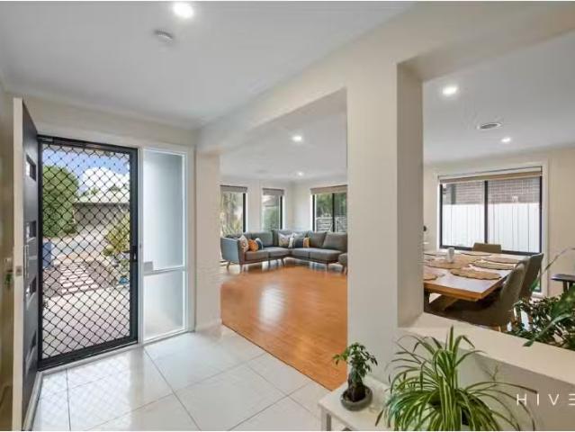 Cheap 23 Morris West Street, Franklin House for rent Listed b.