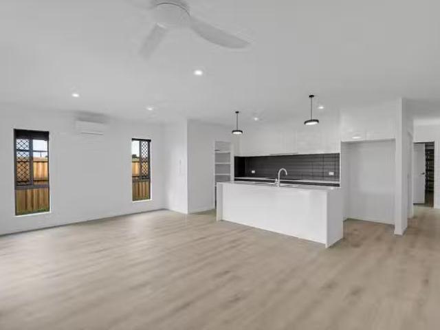 Unique 23 Reefsedge Way, Kewarra Beach, QLD 4879