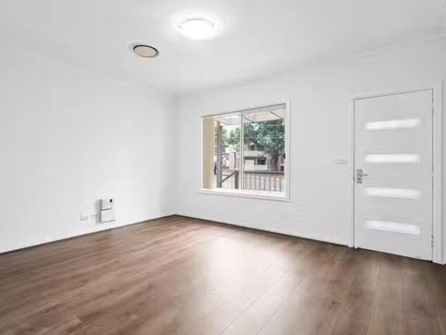 Cozy 23 Thurston Street, Penrith, NSW 2750