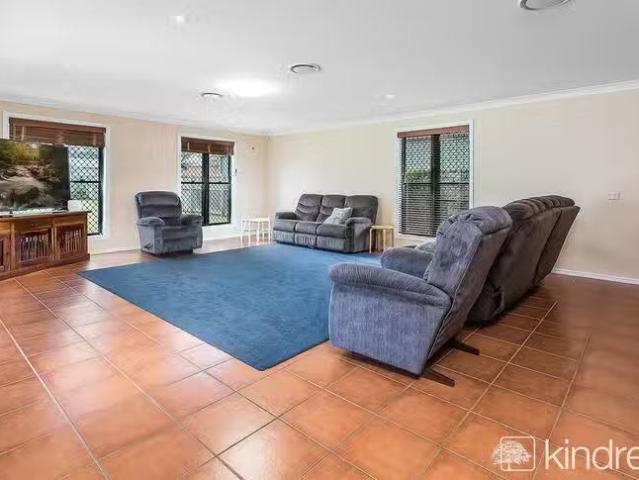 Nice 246 King Street, Clontarf, QLD 4019