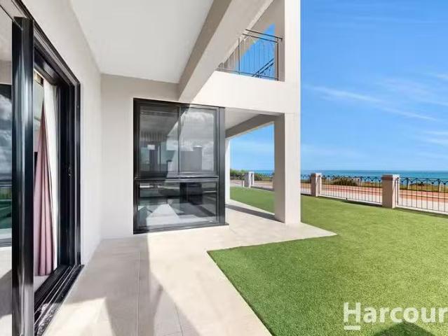 Charming 248 Ocean Drive, QUINNS ROCKS, WA 6030 House for Rent